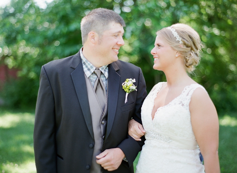 St. Louis-Wedding-Photography-Lindsey-Pantaleo-Photographer-Country-Chic (11)