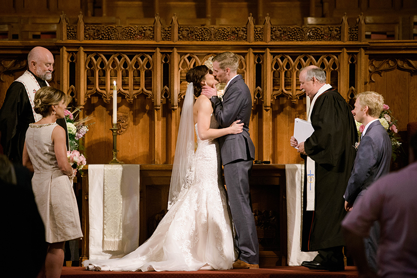 Wedding-Photography-Columbia-Missouri-Country-Club-of-Missouri-United-Methodist-Church-Lindsey-Pantaleo (26)