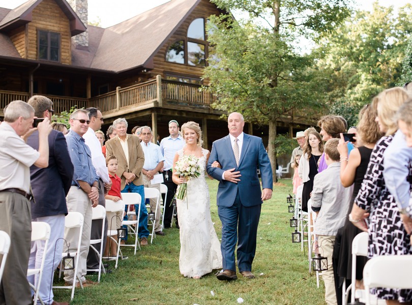 lindsey-pantaleo-wedding-photography-fulton-missouri-outdoor-wedding-35