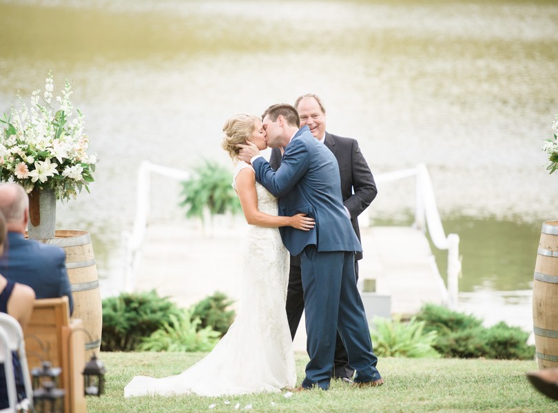 lindsey-pantaleo-wedding-photography-fulton-missouri-outdoor-wedding-39