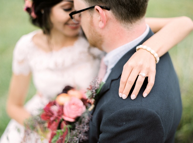 the-red-barn-wedding-photography-jefferson-city-missouri-lindsey-pantaleo-26