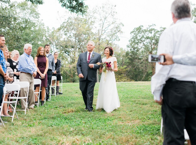 the-red-barn-wedding-photography-jefferson-city-missouri-lindsey-pantaleo-44