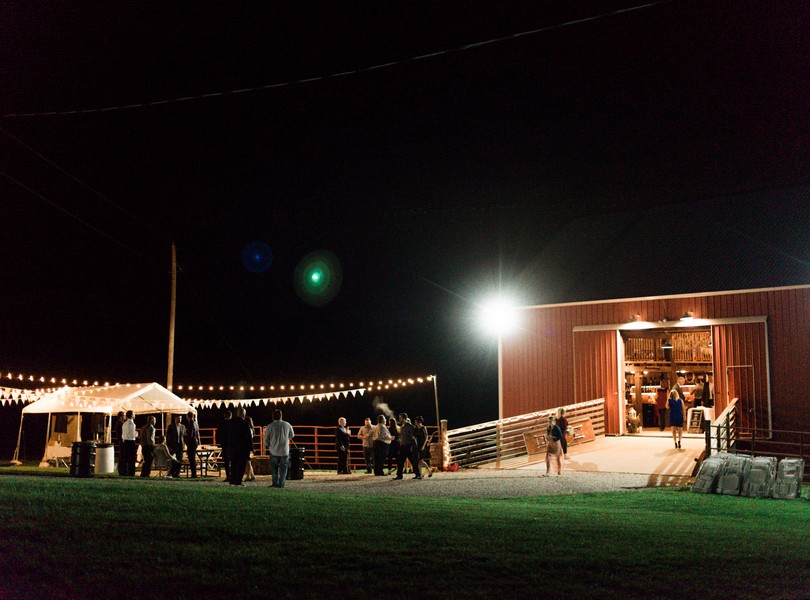 the-red-barn-wedding-photography-jefferson-city-missouri-lindsey-pantaleo-55