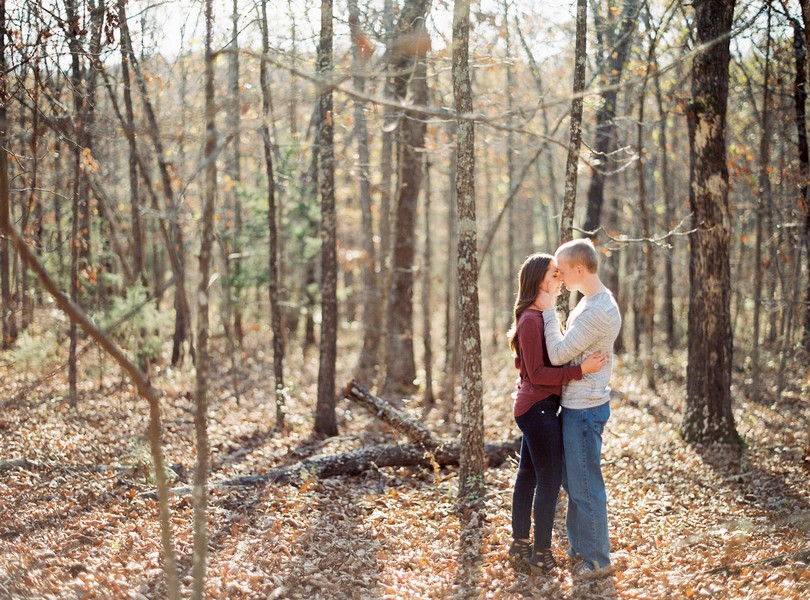 engagement-photography-lindsey-pantaleo-meramec-vineyards-st-james-missouri-7