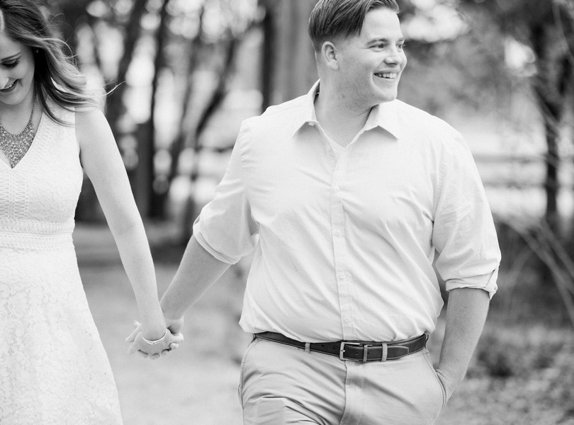 Jefferson-City-Columbia-Missouri-Wedding-Photographer-Engagement-Gardens-Lindsey-Pantaleo (10)