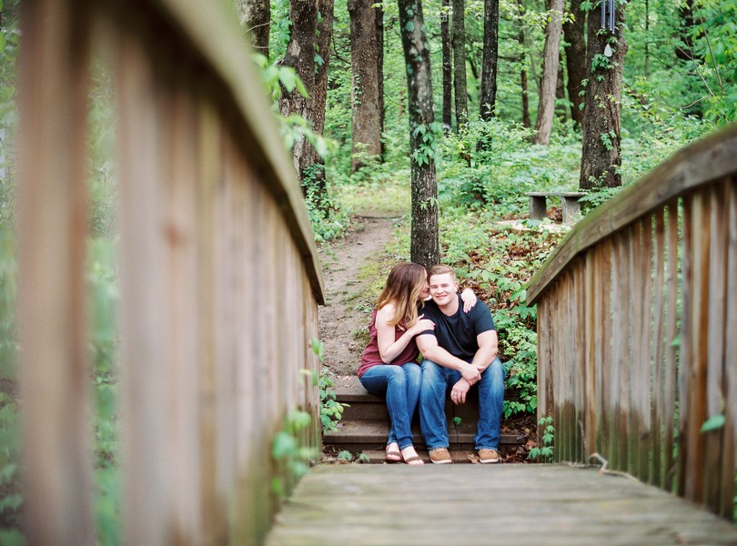 Jefferson-City-Columbia-Missouri-Wedding-Photographer-Engagement-Gardens-Lindsey-Pantaleo (3)