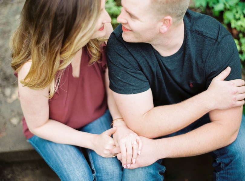 Jefferson-City-Columbia-Missouri-Wedding-Photographer-Engagement-Gardens-Lindsey-Pantaleo (5)