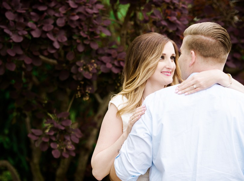 Jefferson-City-Columbia-Missouri-Wedding-Photographer-Engagement-Gardens-Lindsey-Pantaleo (7)