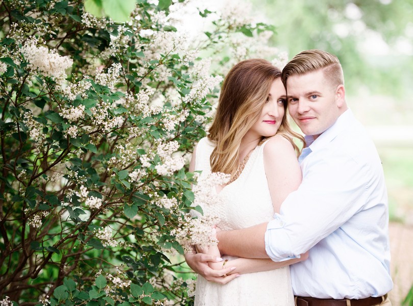 Jefferson-City-Columbia-Missouri-Wedding-Photographer-Engagement-Gardens-Lindsey-Pantaleo (9)
