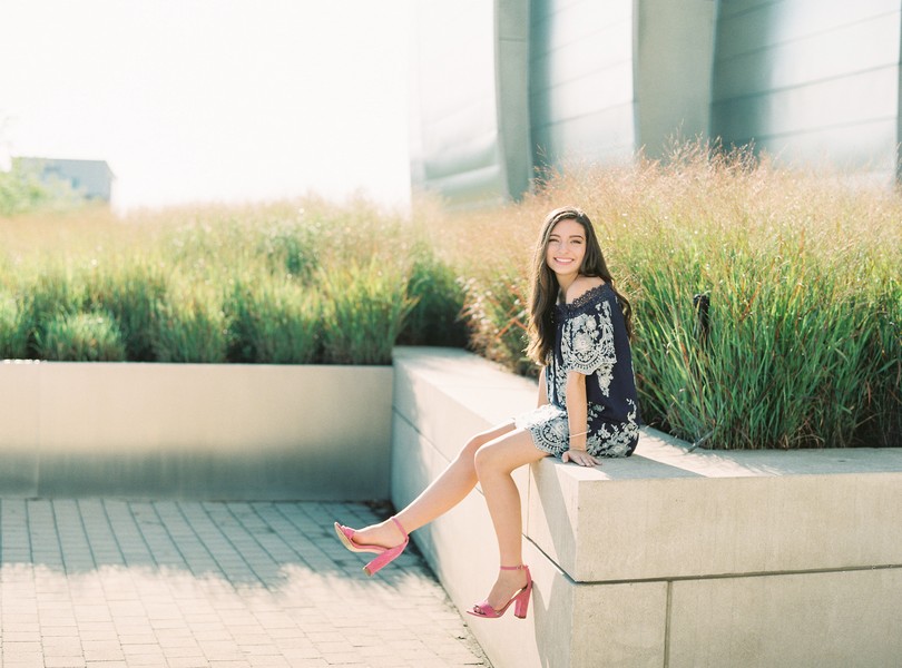 High-School-Senior-Photography-Kansas-City-Missouri-Lindsey-Pantaleo-Helias-Senior-2018-The-Plaza (2)