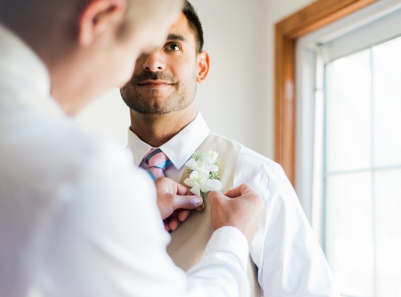 Outdoor-Wedding-Hannibal-Missouri-Lindsey-Pantaleo-Backyard-Wedding (22)