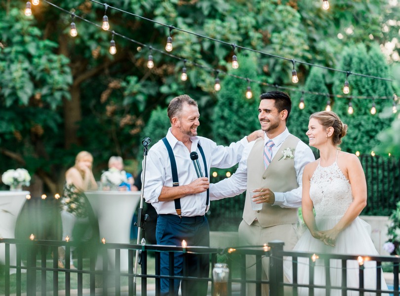 Outdoor-Wedding-Hannibal-Missouri-Lindsey-Pantaleo-Backyard-Wedding (23)