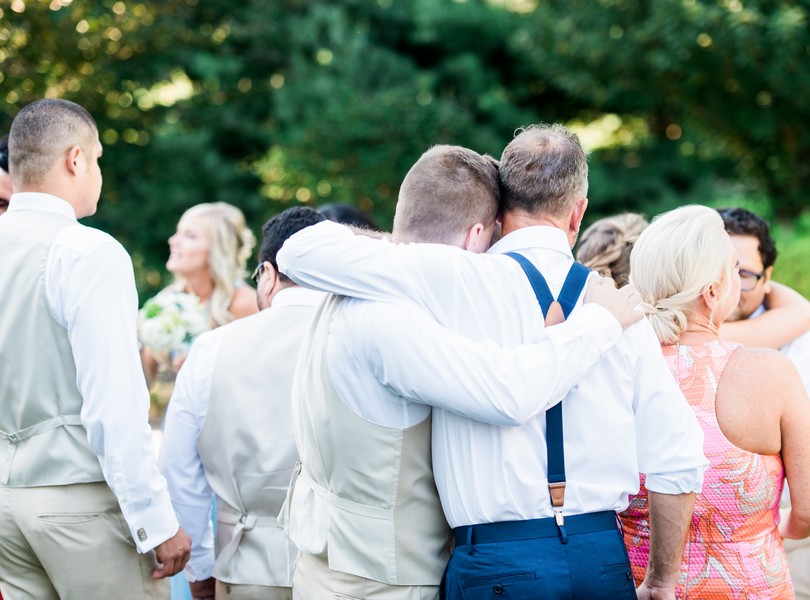 Outdoor-Wedding-Hannibal-Missouri-Lindsey-Pantaleo-Backyard-Wedding (41)