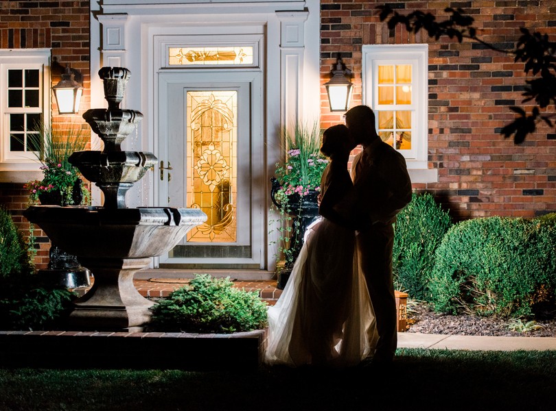 Outdoor-Wedding-Hannibal-Missouri-Lindsey-Pantaleo-Backyard-Wedding (50)