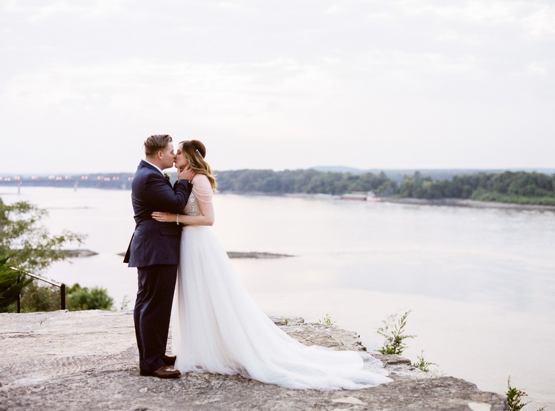 Wedding-Hermann-Hill-Vineyard-Inn-Weddings-River-Bluff-Ceremony-Hermann-Missouri-Lindsey-Pantaleo-Photography (14)