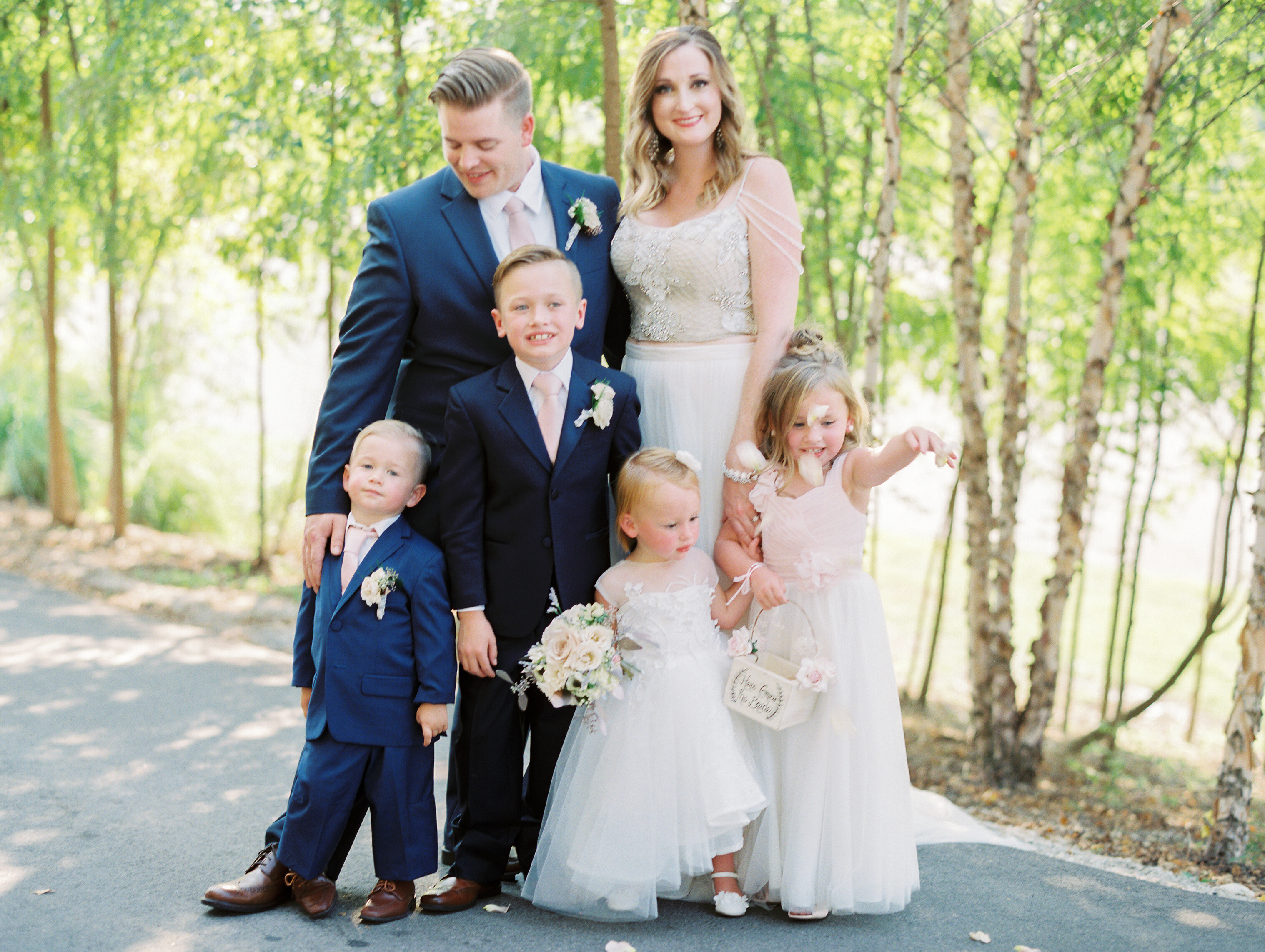 Wedding-Hermann-Hill-Vineyard-Inn-Weddings-River-Bluff-Ceremony-Hermann-Missouri-Lindsey-Pantaleo-Photography (6)